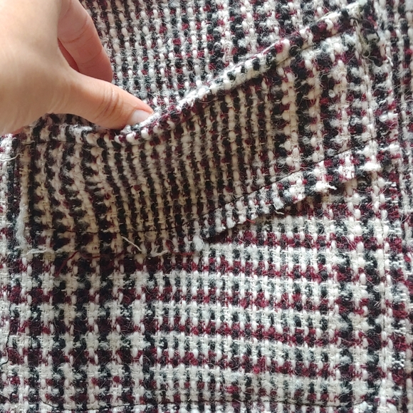 Line and Dot Revolve tweed plaid mini skirt with pockets Y2K style size Medium - Picture 4 of 10